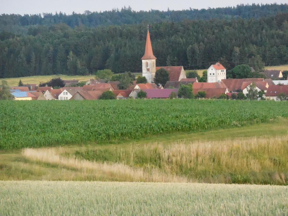 Pension "Der Sulzbachhof" Lehrberg エクステリア 写真